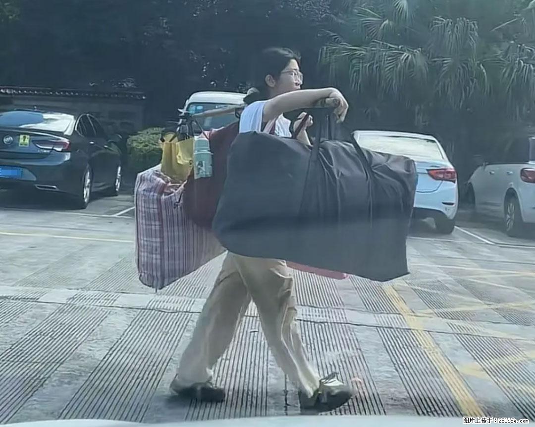 全网追的“扁担女孩”,找了一份暑假工,时薪12元 - 衡水生活资讯 - 衡水28生活网 hs.28life.com